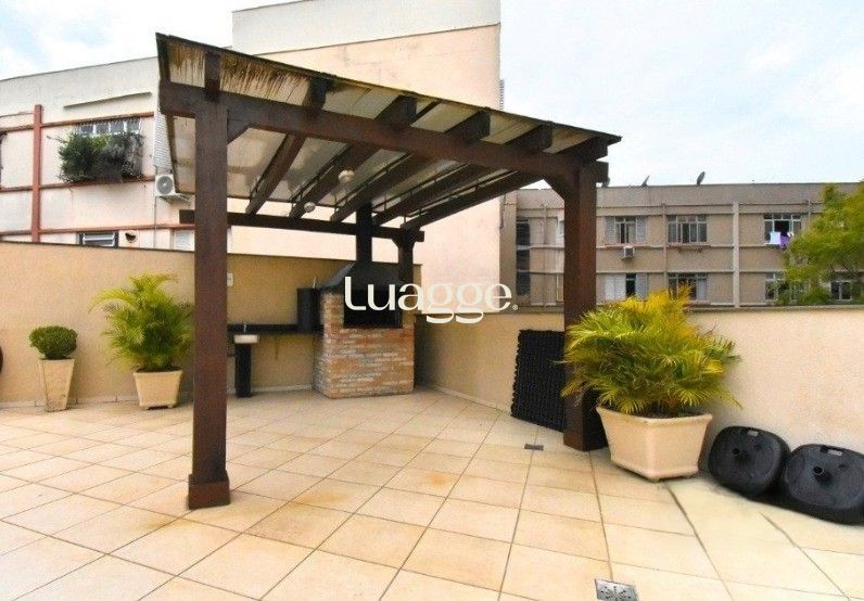 Apartamento à venda com 3 quartos, 81m² - Foto 32