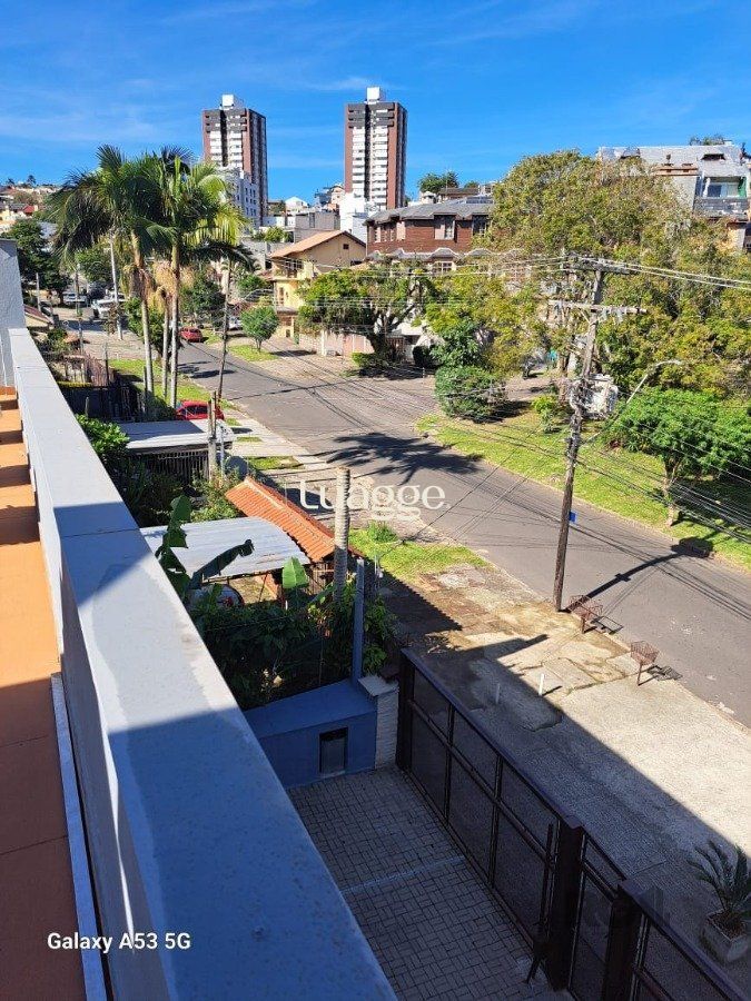Casa à venda com 3 quartos, 381m² - Foto 9