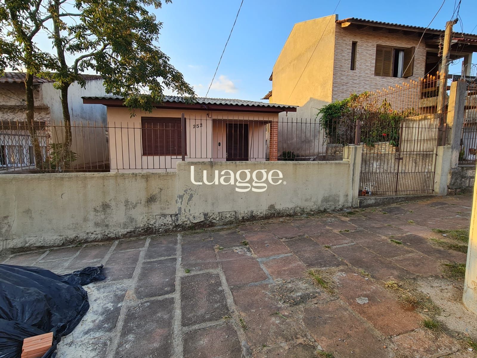 Casa à venda com 3 quartos, 77m² - Foto 4