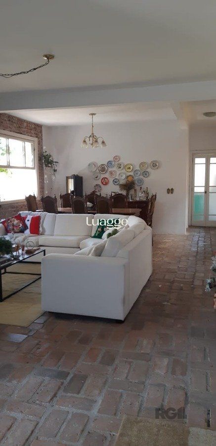 Casa à venda com 3 quartos, 300m² - Foto 7