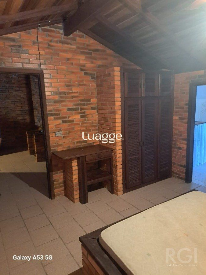 Casa à venda com 3 quartos, 250m² - Foto 13