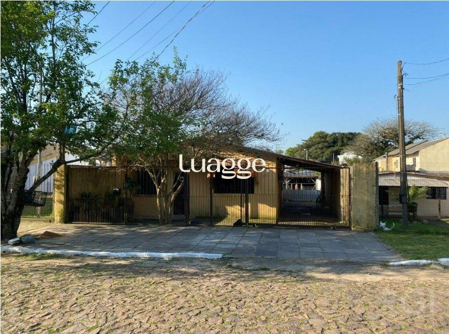 Casa à venda com 2 quartos, 120m² - Foto 1