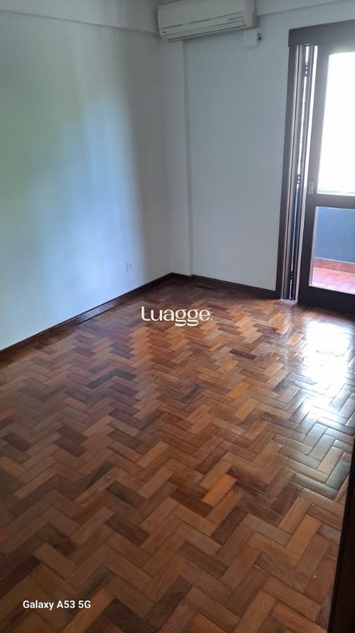 Apartamento à venda com 3 quartos, 115m² - Foto 19