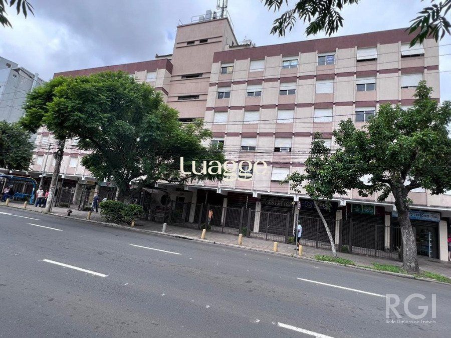 Apartamento à venda com 1 quarto, 33m² - Foto 1