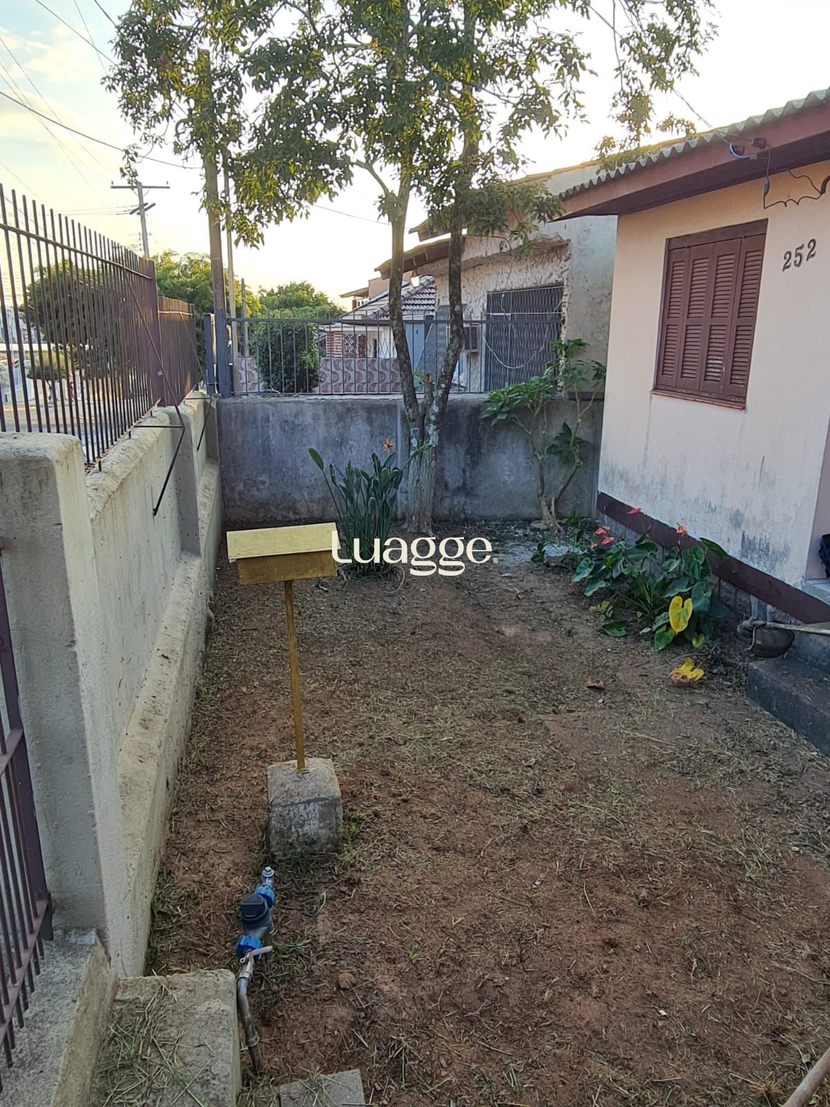 Casa à venda com 3 quartos, 77m² - Foto 9