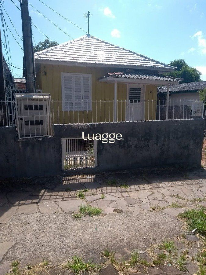 terreno limpo , casa demolida