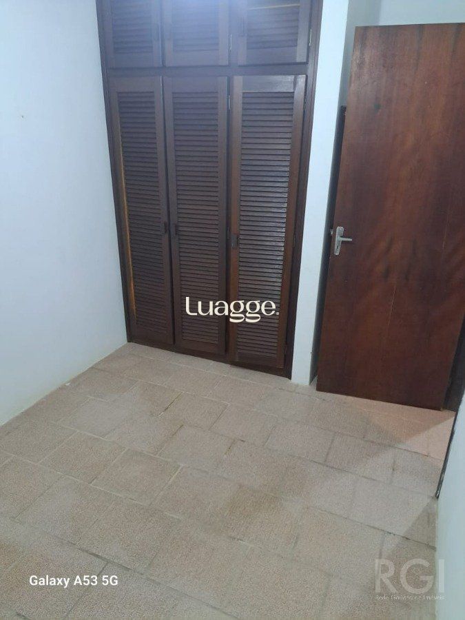 Casa à venda com 3 quartos, 250m² - Foto 14