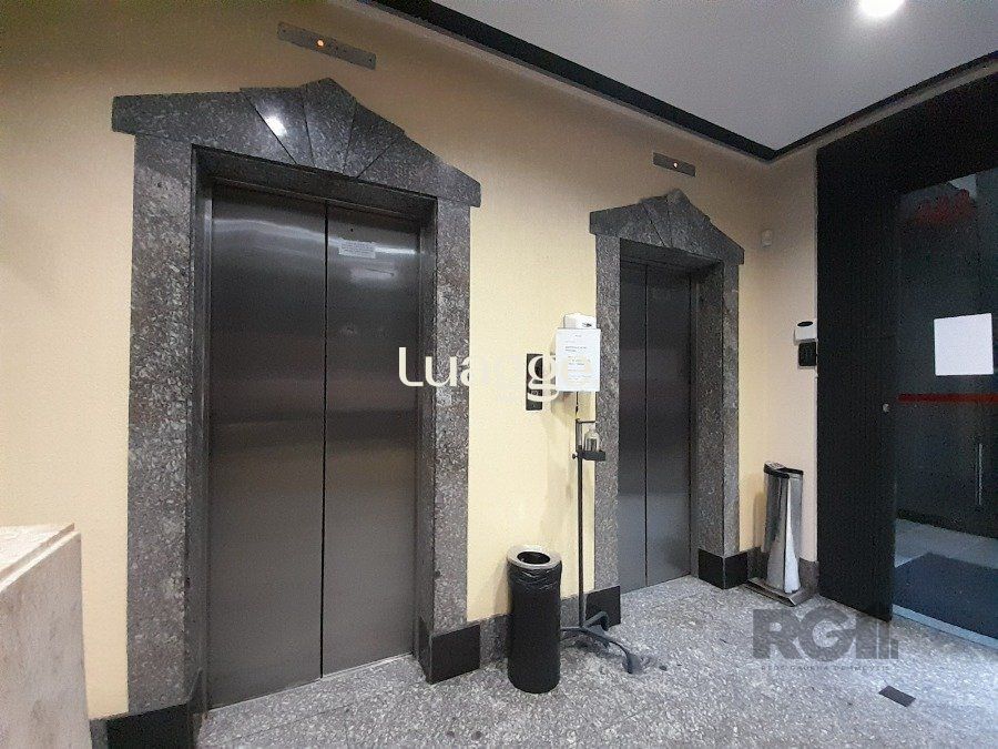 Conjunto Comercial-Sala à venda com 1 quarto, 40m² - Foto 12