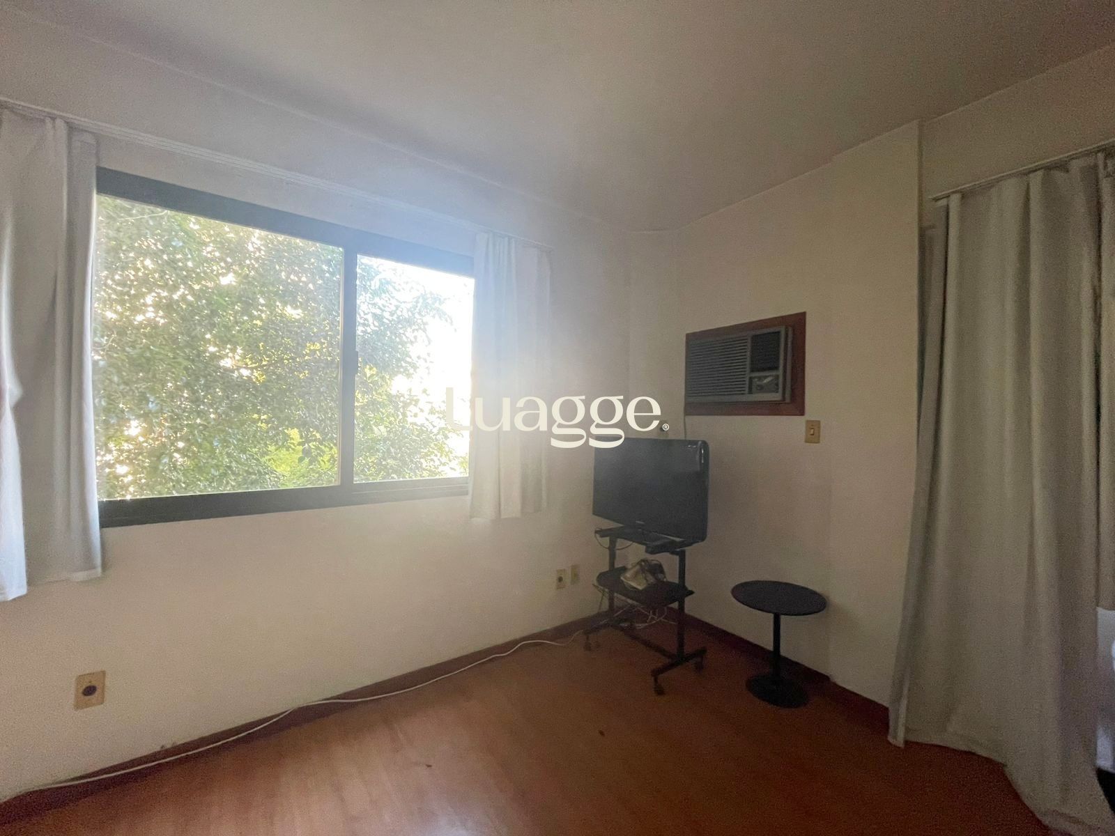 Apartamento à venda com 1 quarto, 42m² - Foto 3
