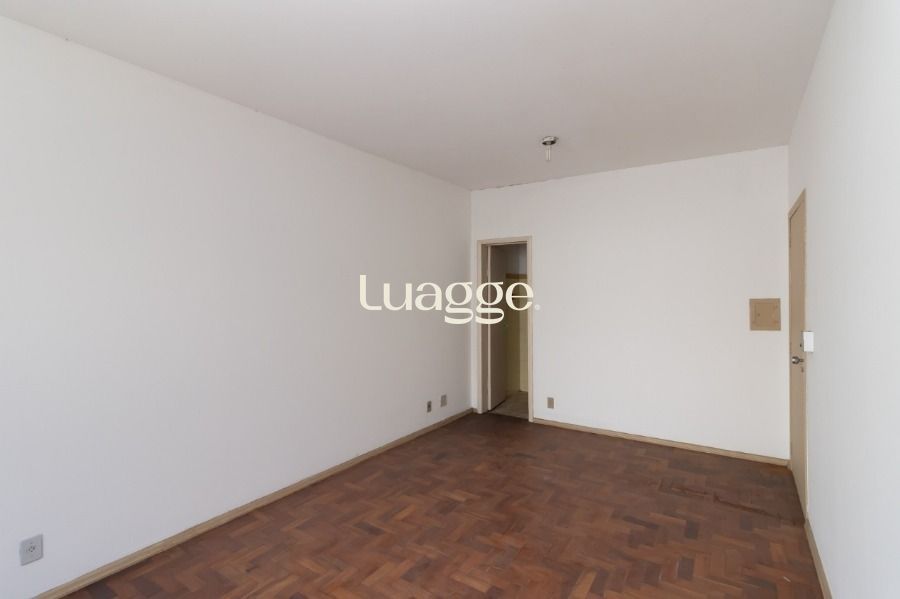 Prédio Inteiro à venda com 10 quartos, 550m² - Foto 2