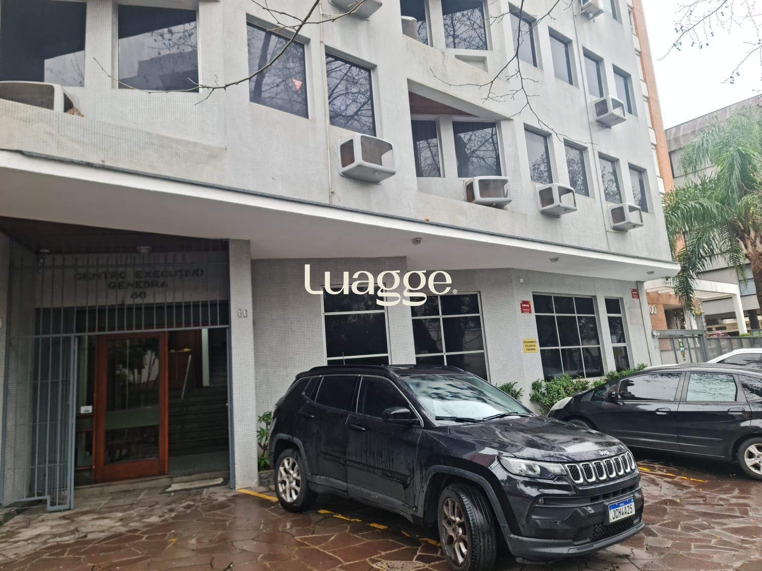 Ótima sala comercial mobiliada no bairro Petrópolis