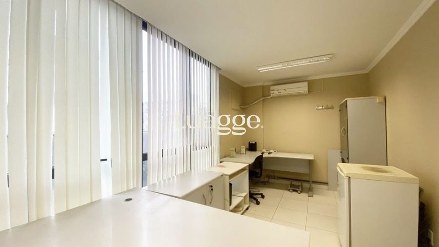 Conjunto Comercial-Sala à venda com 1 quarto, 27m² - Foto 2