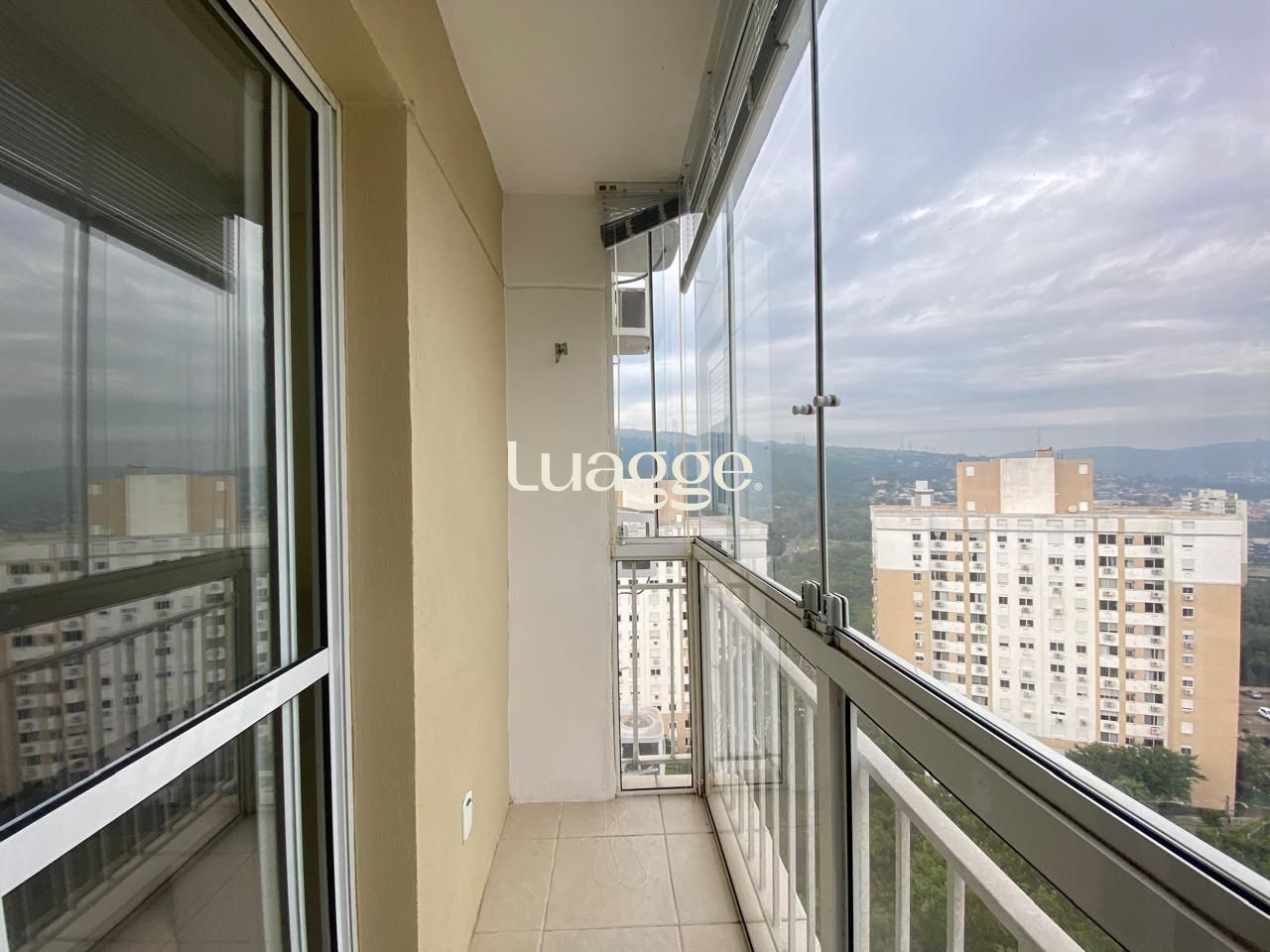 Apartamento à venda com 2 quartos, 60m² - Foto 17