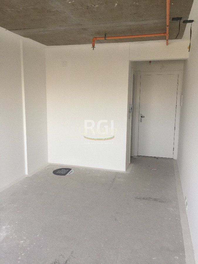 Conjunto Comercial-Sala à venda com 1 quarto, 26m² - Foto 2