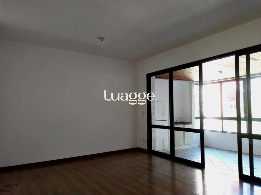 Apartamento à venda com 2 quartos, 107m² - Foto 4