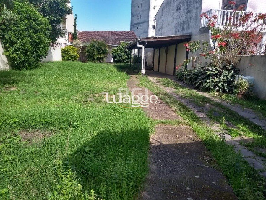 Terreno à venda com 2 quartos, 302m² - Foto 4