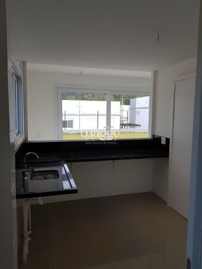 Casa de Condomínio à venda com 5 quartos, 220m² - Foto 5