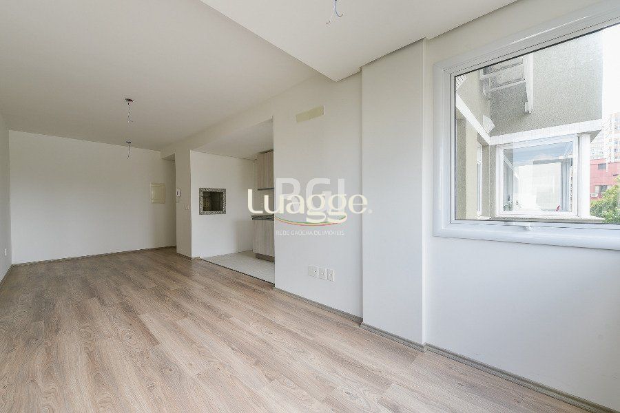 Apartamento à venda com 2 quartos, 63m² - Foto 1