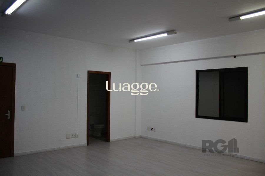 Depósito-Galpão-Armazém à venda com 1 quarto, 746m² - Foto 16