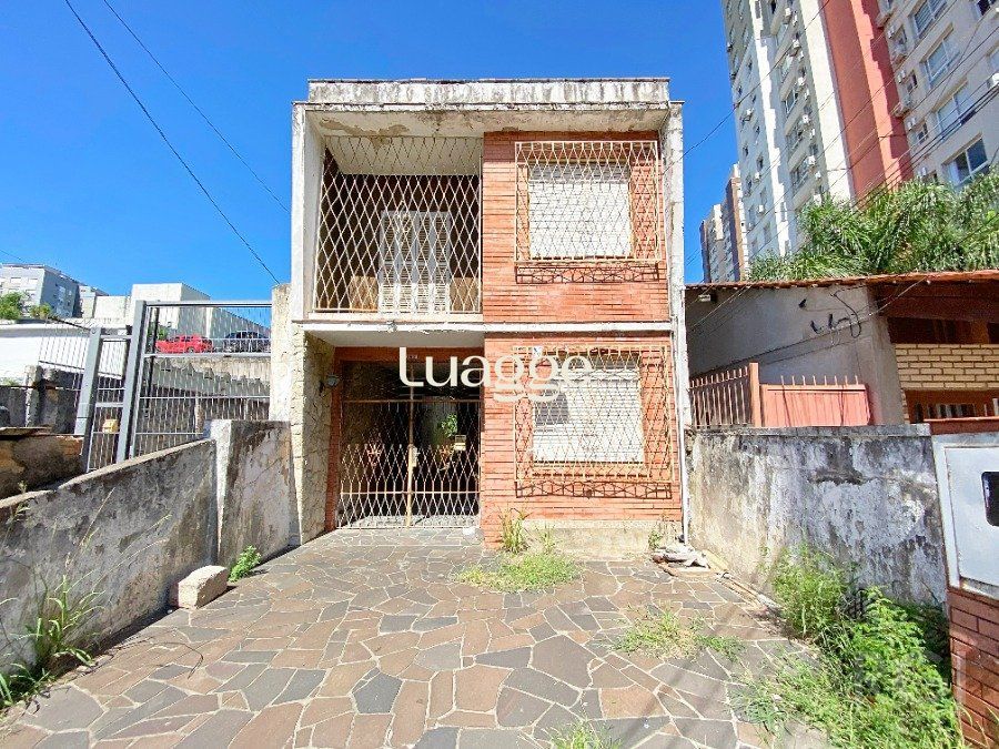 Sobrado, 3 quartos, 252 m² - Foto 1
