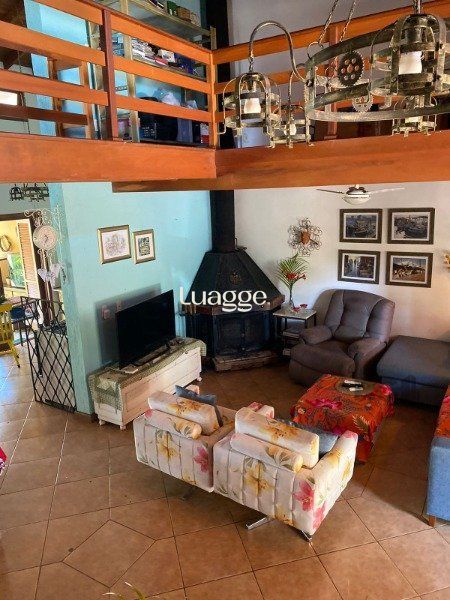 Casa à venda com 3 quartos, 260m² - Foto 25