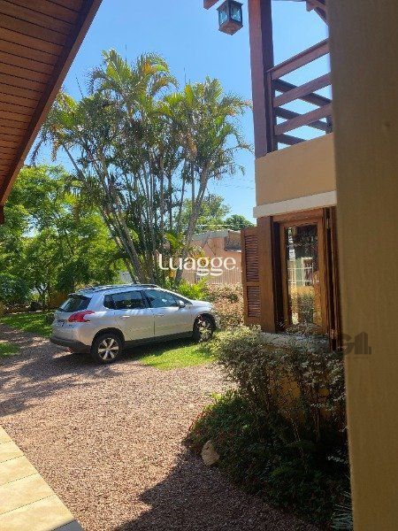 Casa à venda com 3 quartos, 260m² - Foto 4
