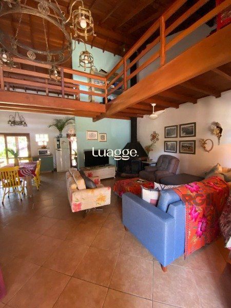Casa à venda com 3 quartos, 260m² - Foto 11
