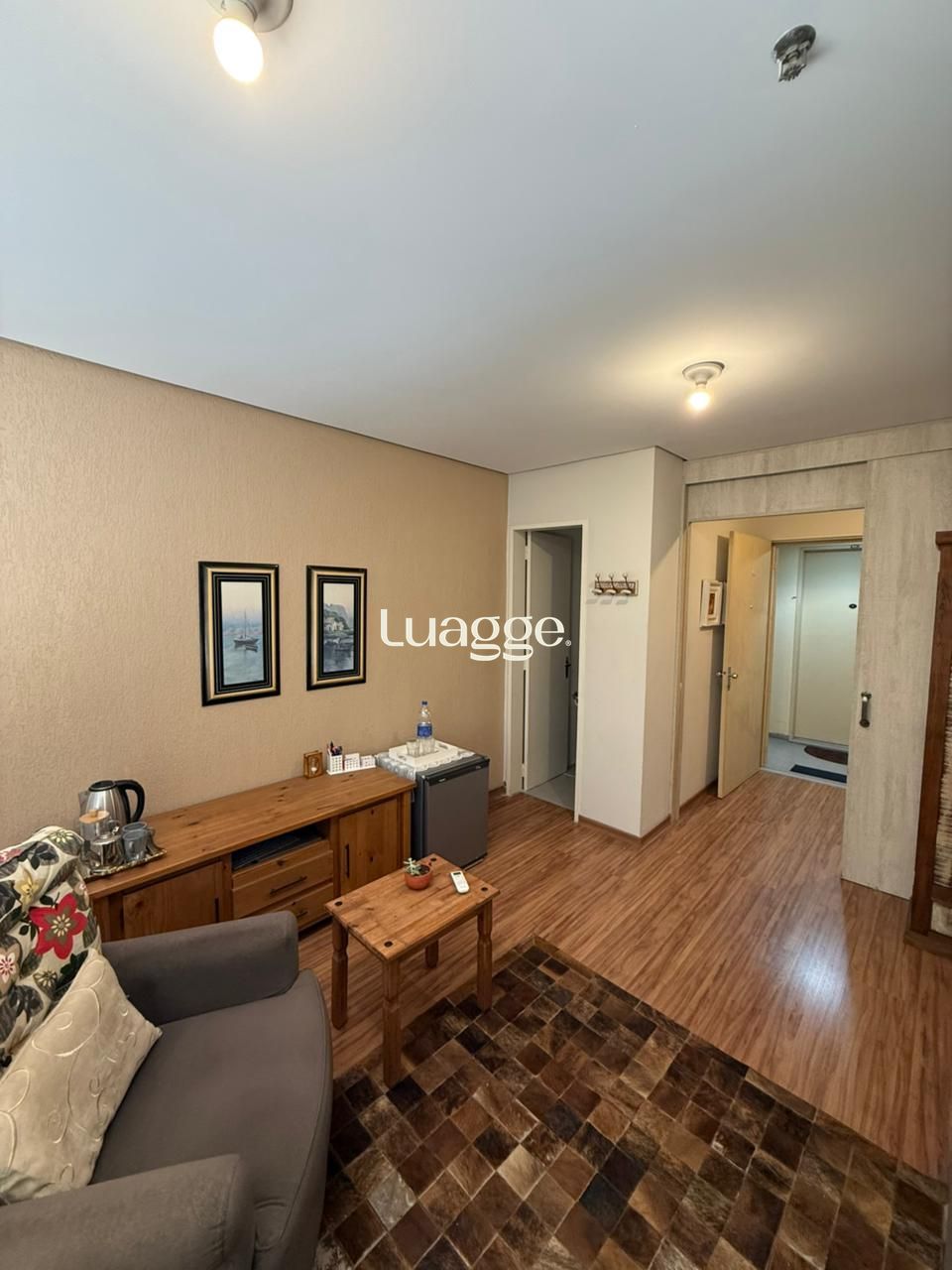 Sala Comercial, 1 sala, à venda, 31 m², Menino Deus - Porto Alegre — foto 2