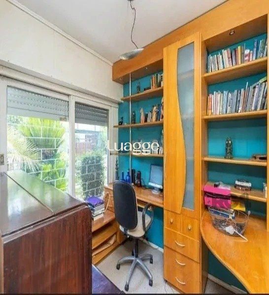 Casa à venda com 3 quartos, 222m² - Foto 11