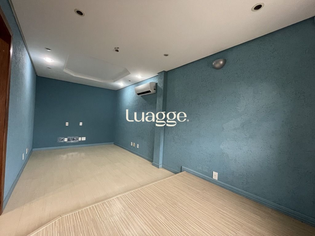 Casa à venda com 6 quartos, 485m² - Foto 20