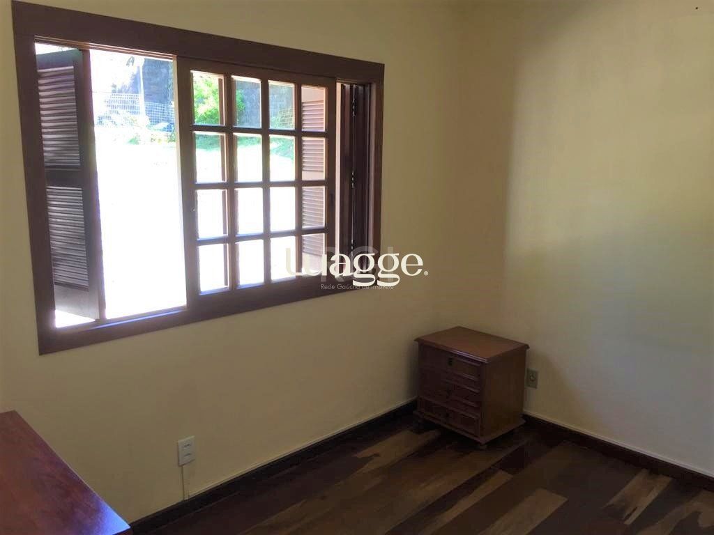 Casa à venda com 3 quartos, 201m² - Foto 5