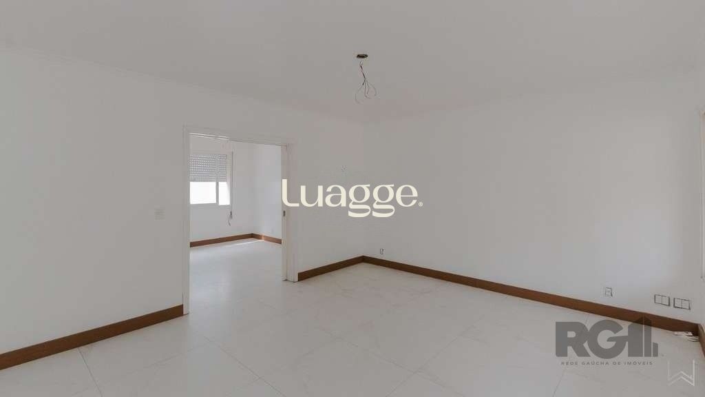 Casa à venda com 3 quartos, 232m² - Foto 9