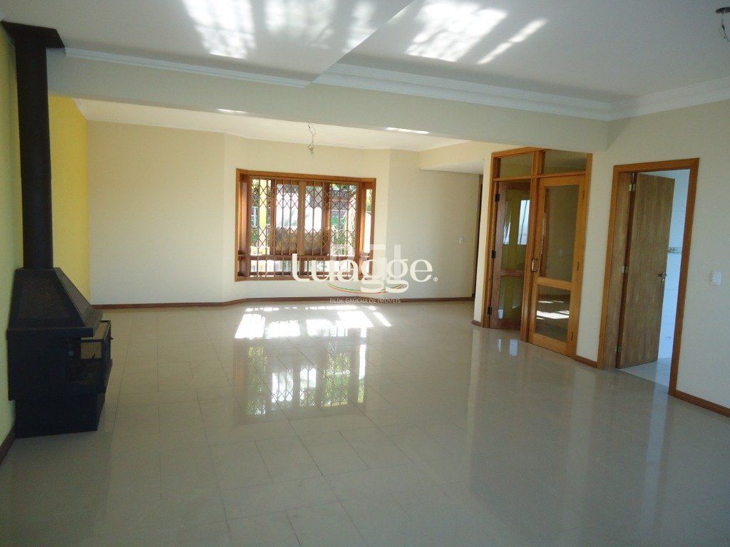 Casa à venda com 3 quartos, 332m² - Foto 9