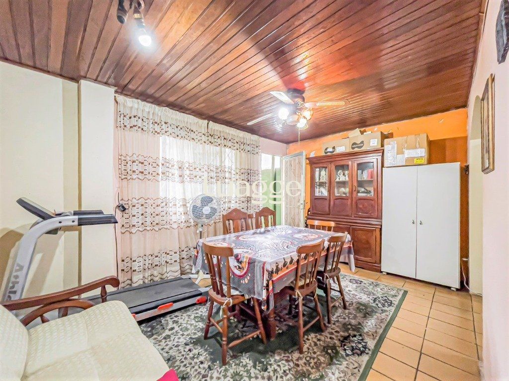 Casa à venda com 3 quartos, 213m² - Foto 8