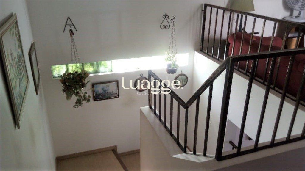 Casa à venda com 3 quartos, 240m² - Foto 27