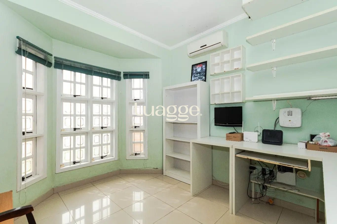 Casa à venda com 3 quartos, 225m² - Foto 12