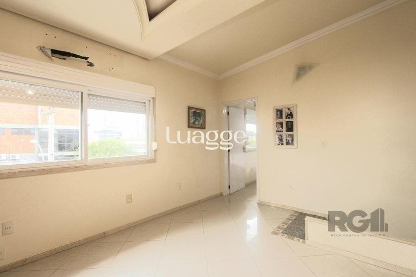 Casa à venda com 3 quartos, 369m² - Foto 18