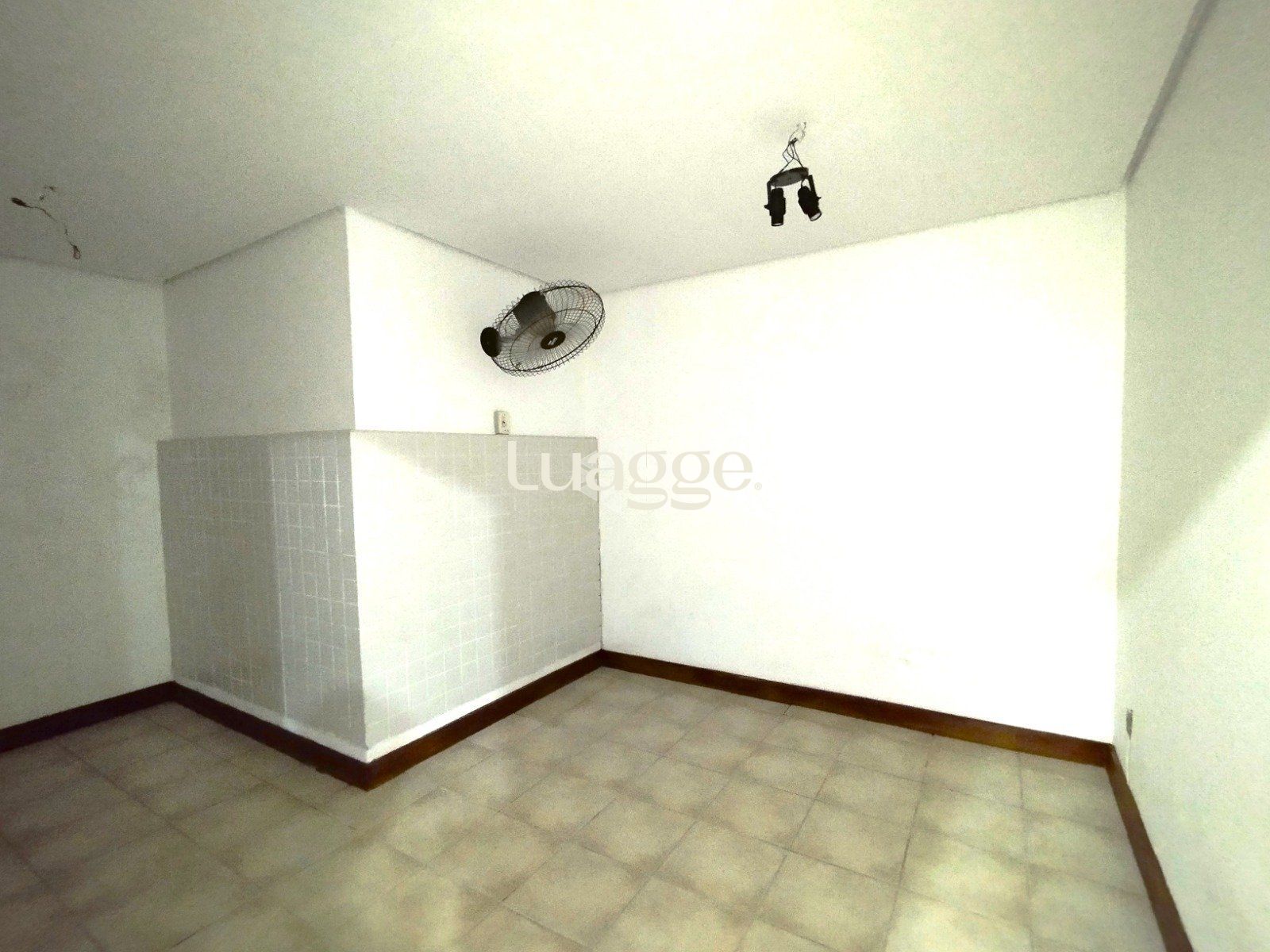 Depósito-Galpão-Armazém à venda com 7 quartos, 140m² - Foto 6