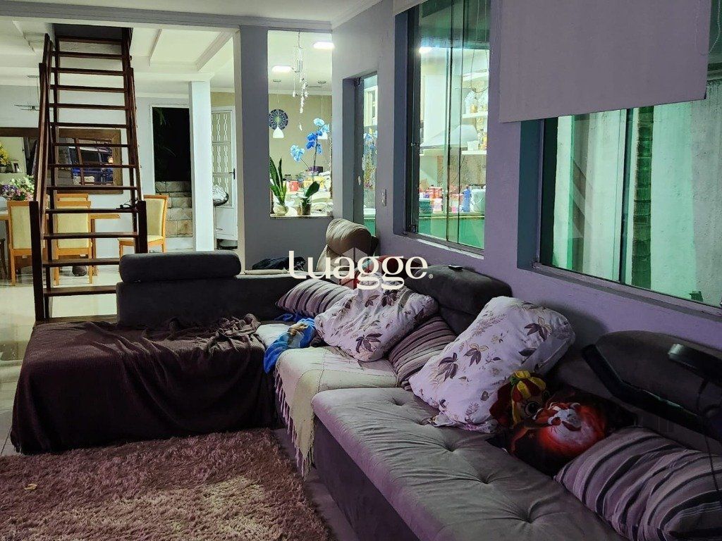 Casa, 3 quartos, 203 m² - Foto 6