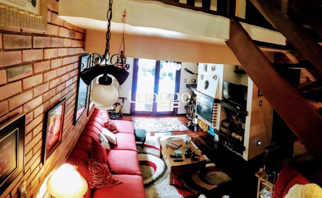 Casa à venda com 5 quartos, 168m² - Foto 11