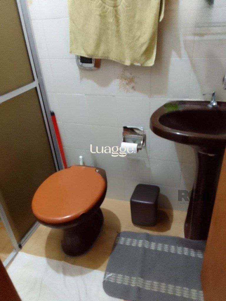 Casa à venda com 4 quartos, 242m² - Foto 23