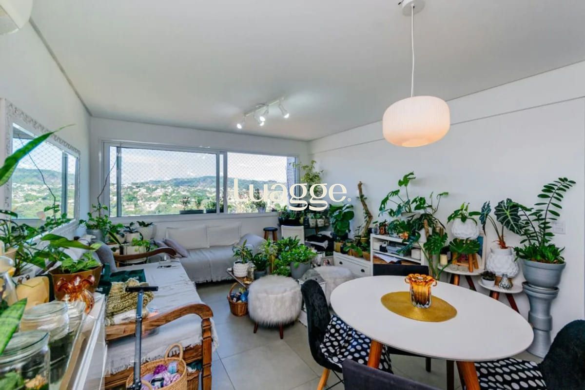 Apartamento de 2 dormitorios à venda em Bom Jesus, Porto Alegre