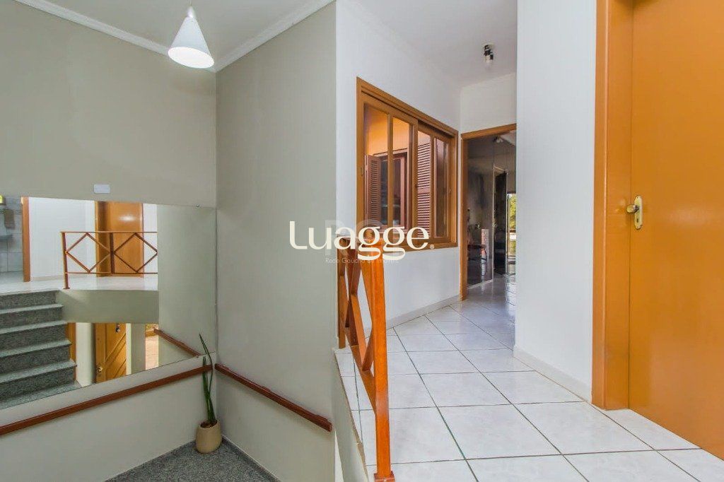 Casa à venda com 4 quartos, 300m² - Foto 11