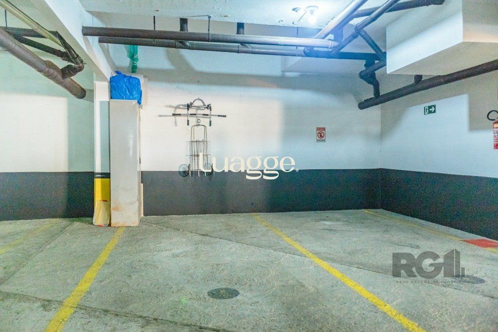 Apartamento à venda com 2 quartos, 66m² - Foto 31