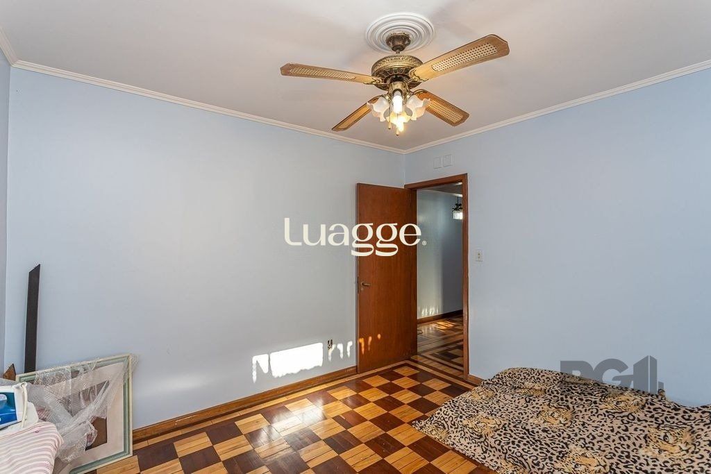 Casa à venda com 4 quartos, 218m² - Foto 17