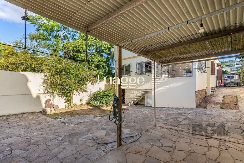 Casa à venda com 4 quartos, 218m² - Foto 29