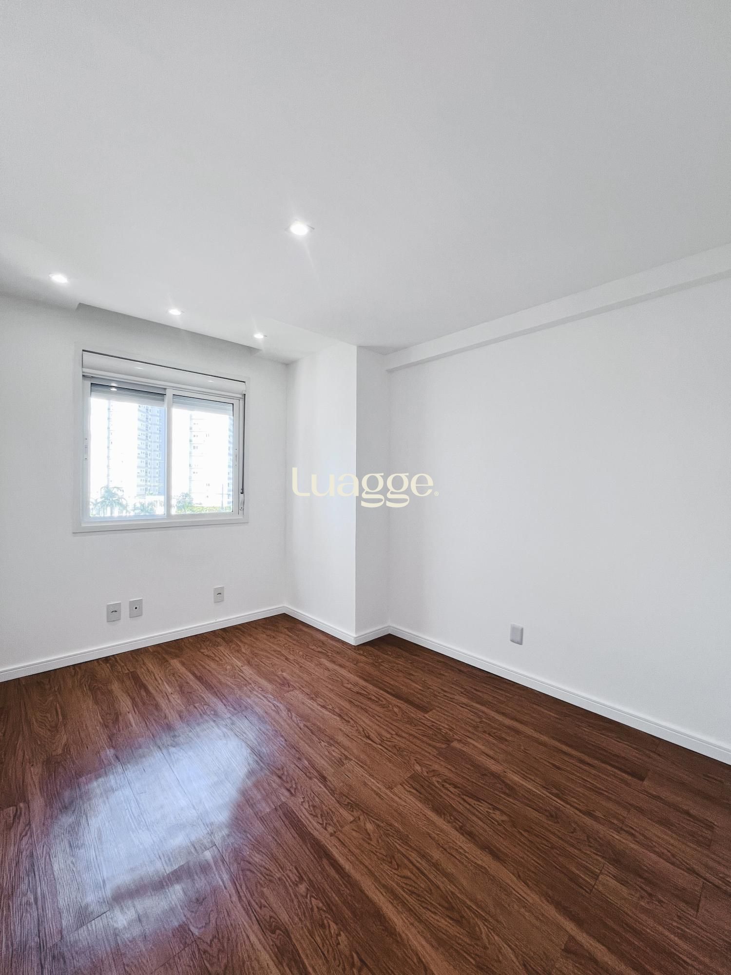 Apartamento à venda com 3 quartos, 79m² - Foto 9