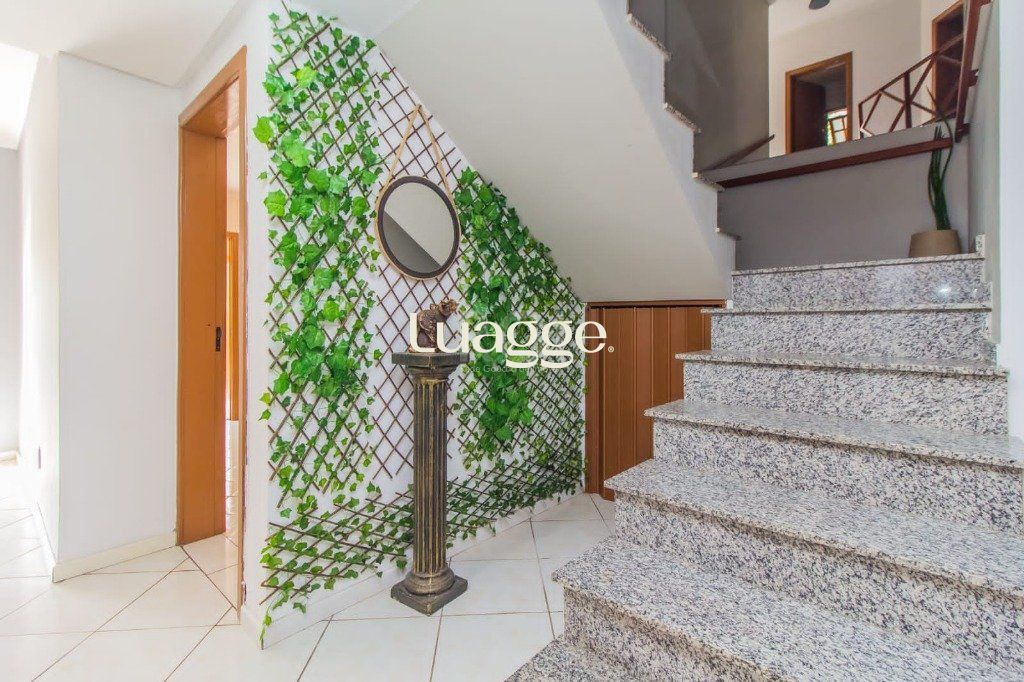 Casa à venda com 4 quartos, 300m² - Foto 10