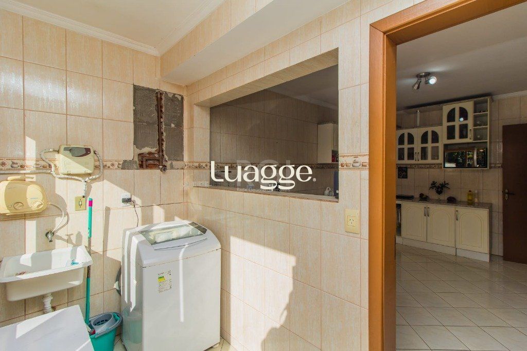 Casa à venda com 4 quartos, 300m² - Foto 42