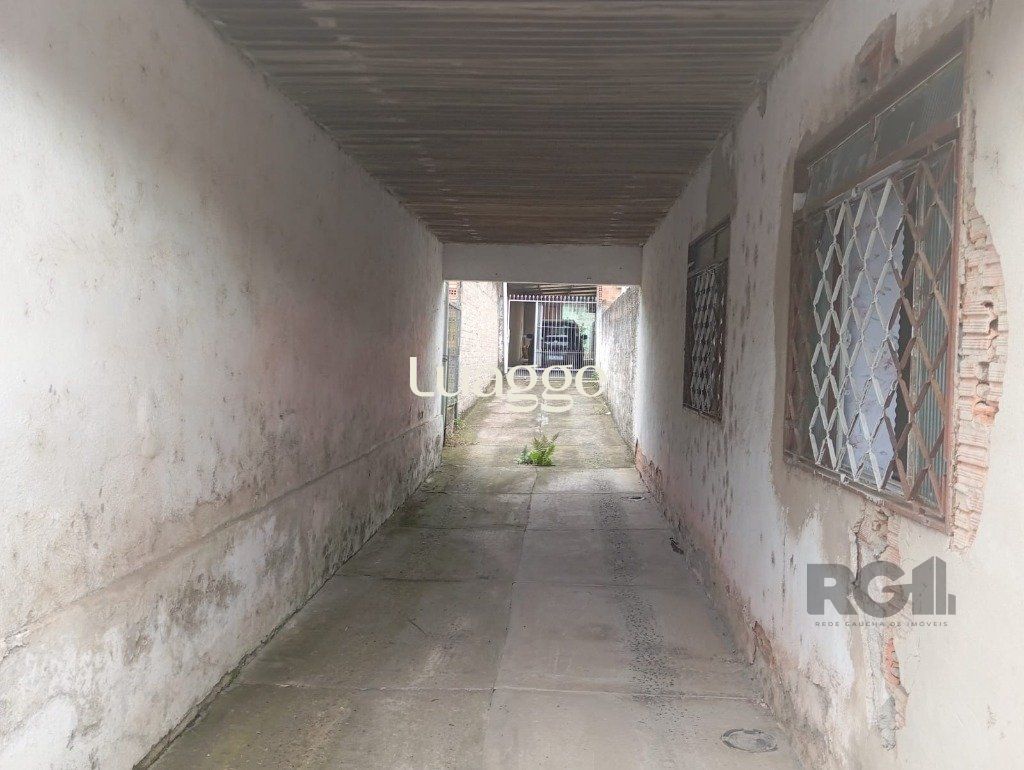 Casa à venda com 2 quartos, 77m² - Foto 2